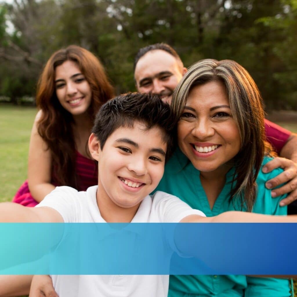 Imagen de una familia feliz y saludable